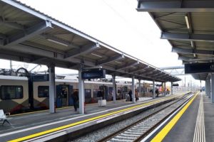 FOTO: Peroanele si pasajul pietonal din statia Fetesti, redeschise dupa un amplu proiect de modernizare 