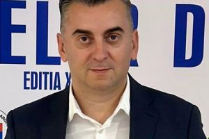 Un supraveghetor al CEO cere întâlnire de urgenţă la vârful companiei. Ce soluţii propune!