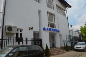 AJOFM anunţă sprijin financiar pentru tinerii NEET şi subvenţii pentru angajatori