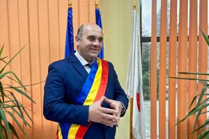 Primarul Stoica respinge acuzaţiile privind terenurile din Drăgăşani: „Sunt doar calomnii”