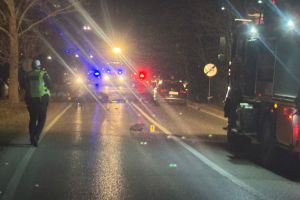 Bebeluş de 5 luni, rănit în accidentul cu 4 morţi de pe DN 15D. A supravieţuit alături de mama sa, după ce maşina în care se aflau a luat foc