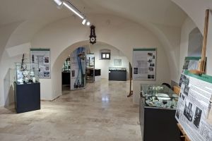 ”Farmacii şi farmacişti în judeţul Bistriţa-Năsăud”, la Castelul Teleki Posmuş