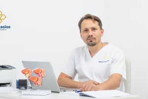 Frenul scurt (frenulum breve): când devine o problemă şi cum vă poate ajuta frenuloplastia   