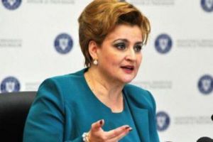 Graţiela Gavrilescu participă la o conferinţă pe tema mediului, la Braşov
