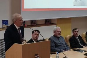O lecţie de istorie pentru secolul XXI. Unirea Basarabiei cu România. Universitatea Vasile Alecsandri din Bacău.