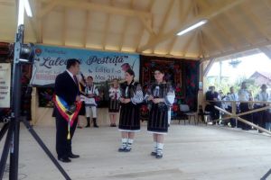 Festivalul “Laleaua Pestriţă”, la Todireşti