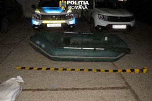 Dosar penal pentru două persoane prinse în timp ce pescuiau ilegal în râul Olt, la Islaz