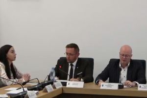 Interzicerea jocurilor de noroc în Satu Mare, în aşteptare. Urmează o dezbatere publică, anunţă primarul Kereskényi Gábor