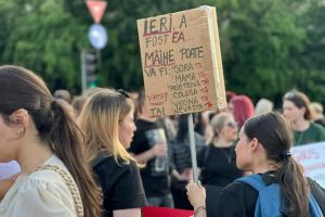 Raluca Turcan anunţă că legea femicidului pleacă la promulgare. 60 de femei ucise de parteneri în ultimul an în România