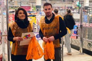 Artista băcăuancă Vasilica Tătaru s-a alăturat unei campanii umanitare