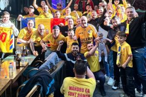 Corespondenţă din Istanbul – sibienii susţin România în barajul cu Turcia: “Batem cu 2-1” / video foto