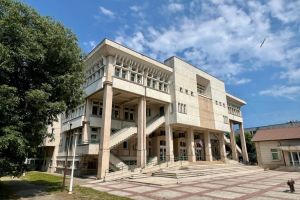 Cumparari directe: Biblioteca Judeteana I.N. Roman Constanta a suplimentat serviciile de paza printr-un contract atribuit unei firme din Galati (DOCUMENTE)