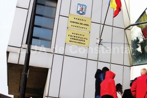 Justitie Constanta: Un profesor este nemultumit ca nu a primit gradatia pentru vechimea in munca de la Liceul Tehnologic Dobromir 