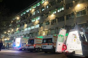 Accident rutier, azi-noapte, în Focşani! Patru persoane, între care trei copii, transportate la spital