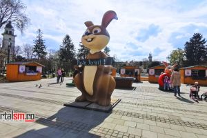FOTO. S-a deschis Târgul de Paşte: Satu Mare a intrat în atmosfera sărbătorilor. Culoare, tradiţii şi bucurie în inima oraşului