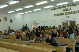 Zilele Porţilor Deschise pentru studenţii economişti, la Universitatea “Petru Maior”