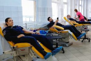 FOTO: Acţiune de donare de sânge, în cadrul campaniei ”Donează sânge! Salvează o viaţă!”