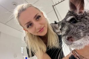 O tânără din Sibiu a inventat o aplicaţie ingenioasă: ideea Denisei îţi poate salva animalul de companie