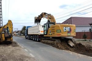 FOTO. Avansează lucrările pe DN 59B, în Timiş. Investiţie de peste 50 de milioane de lei pentru siguranţa traficului