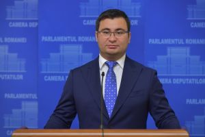 Senatorul arădean Glad Varga cere prelungirea facilităţilor pentru energia verde până în 2030