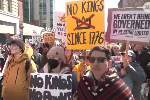 „Fără regi”: Proteste în toate statele americane împotriva lui Trump. Bruce Springsteen, Jane Fonda şi Robert de Niro s-au alăturat manifestanţilor (VIDEO)