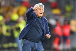 Lucescu a leşinat la antrenament şi a fost dus la spital