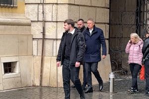 Klaus Iohannis, apariţie publică rară la un eveniment în centrul Sibiului: ce mesaj a transmis fostul preşedinte / video