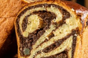 Avertisment ANSVSA înainte de Paşte privind cozonacul şi prăjiturile. Ce riscuri ascund produsele cumpărate de pe reţelele sociale