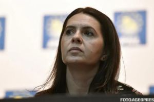 Șefa TVR, Adriana Săftoiu, se plânge de salariul prea mare şi explică de ce nu îl poate reduce