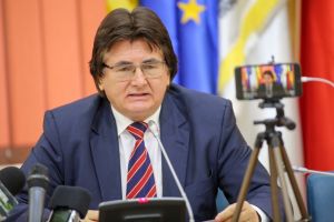 Primarul Timisoarei, sondaj pe Facebook despre penalii in functii publice, dupa scandalul cu USR