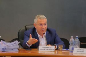 Lucian Patraşcu: Cum a ajuns USR să promoveze la Bucureşti ideea pe care a batjocorit-o la Braşov în 2022