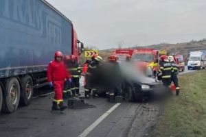 FOTO Tragedie! Cinci bărbaţi morţi într-un accident cumplit, azi dimineaţă
