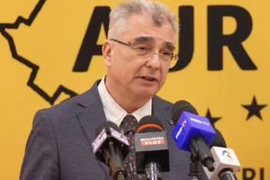 AUR va depune o moţiune de cenzură