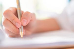 Firma sotiei unui fost adjunct al IPJ Constanta este nemultumita de rezultatul licitatiei pentru inchirierea plajelor din Navodari