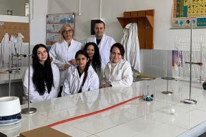 Oneşti: Premii pe primele trei locuri pentru elevii Colegiului Tehnic „Gheorghe Asachi” la Olimpiada de Protecţia Mediului