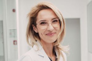 Naşterea între miracol şi traumă: ce nu se spune despre violenţa obstetricală