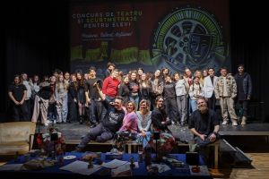 CINE DRAMA „320 de elevi, 11 ore de teatru şi film: Buhuşi a găzduit cel mai mare concurs de profil din judeţ”