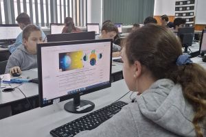 Cine sunt cei mai buni elevi la geografie din Sibiu şi Mediaş: lista cu toţi cei calificaţi la etapa naţională