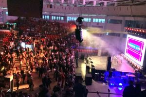 Sibienii cer banii înapoi după amânarea „Disco Mania”: returnări întârziate şi răspunsuri vagi de la organizatori