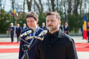 Volodimir Zelenski şi-a publicat declaraţia de avere. Nu trăieşte doar din salariu