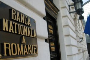 Scade uşor dobânda de referinţă anunţată de BNR pentru credite. Tendinţa de ieftinire va continua