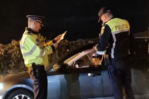 Șoferiţă din Dumitreşti, prinsă băută la volan