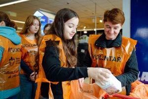 Sibiu şi alte trei judeţe din Transilvania au  adunat 191 de tone de alimente în trei zile. Campania are peste 26000 de beneficiari