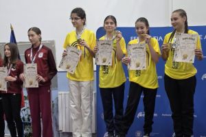 Atletism/ Campionatul Naţional de Sală Under 14: CSȘ Bacău, final de sezon în forţă