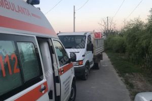 DÂMBOVIŢA: O fetiţă în vârstă de un an a fost călcată, accidental, de un autoturism. Copilul a murit