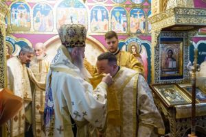 Teolog din judeţul Botoşani, hirotonit de IPS Teofan, mitropolitul Moldovei şi Bucovinei. Vezi pentru ce parohie!