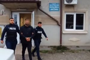 S-au dat drept muncitori în construcţii şi au dat o spargere la o casă din Botoşani, de unde au furat bani, bijuterii şi ceasuri. Cum au fost pedepsiţi