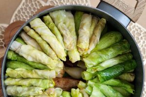 Gătitul sănătos: cum s-au schimbat obiceiurile din bucătărie şi ce rol au oalele sub presiune moderne