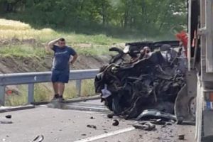 Terifiant! Microbuz românesc implicat într-un accident cu 7 morţi, pe o şosea din Ungaria