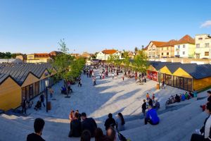 FOTO S-a deschis Habermann Markt. Arată bine, dar sunt puţine magazine